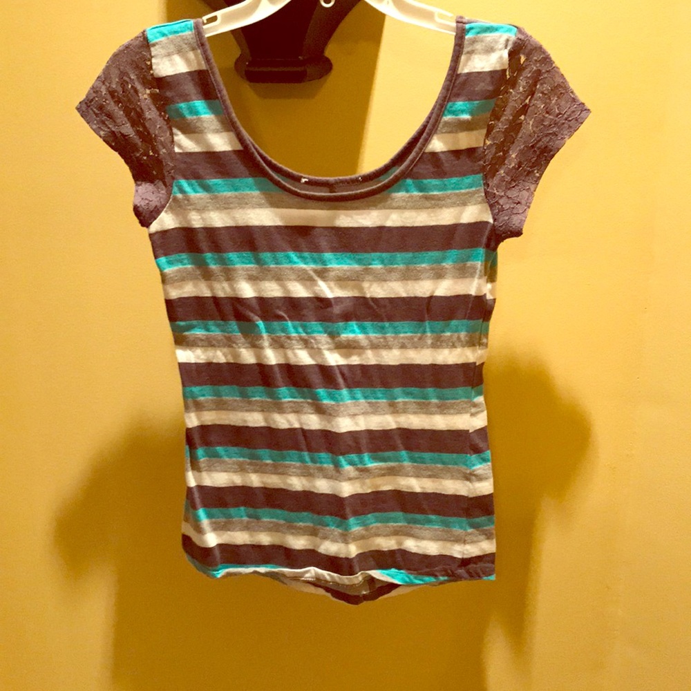 Kohl's striped tee shirt